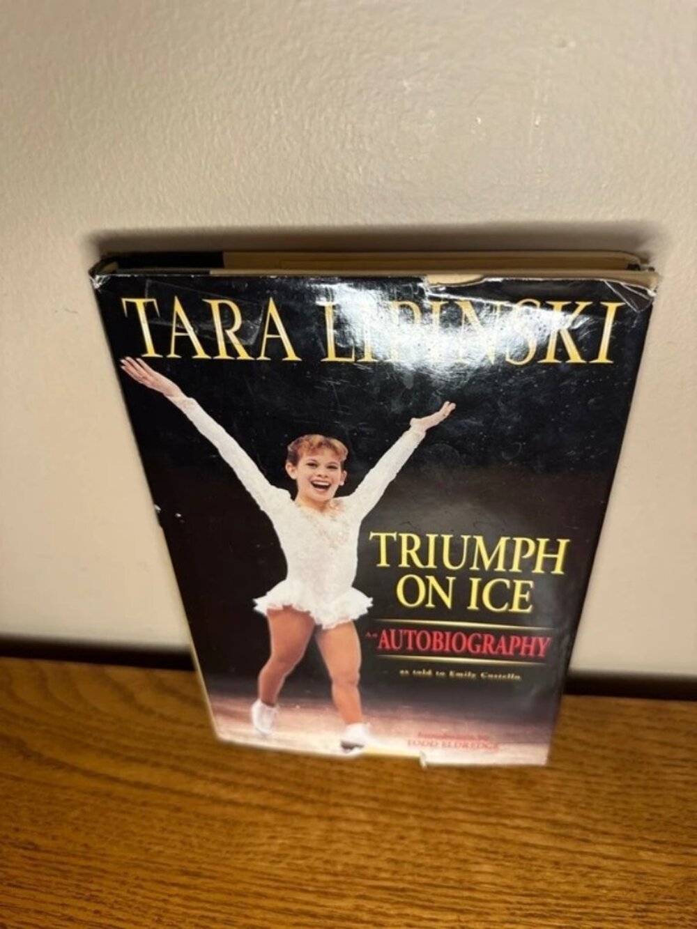 Tara Lipinski Triumph on Ice Signed Olympic Figure Skater Memoir Biography Book